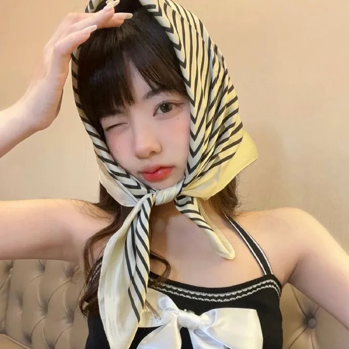 两女之间难为夫
